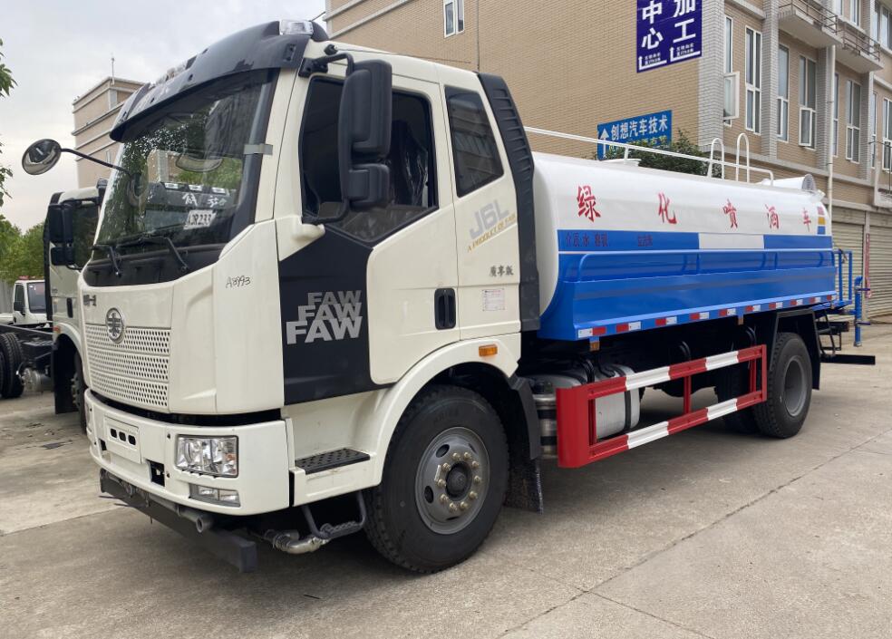 解放单桥绿化喷洒车